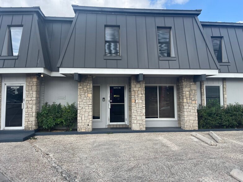 Primary Photo Of 7303 Blanco Rd, San Antonio Office For Lease