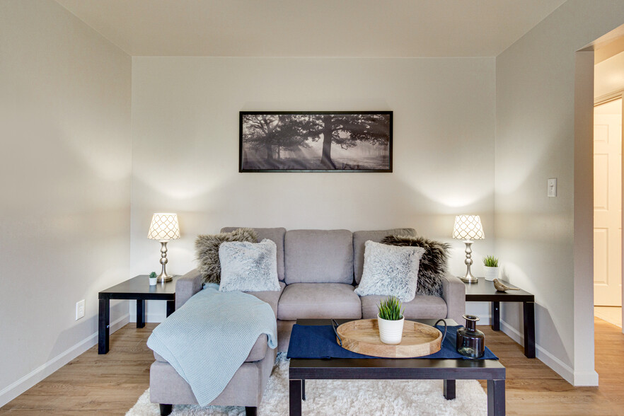 More Photos Of 112 N Hazelton St, Flushing Multifamily For Sale