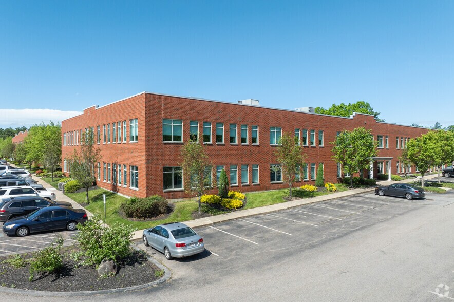 More Photos Of 42 Winter St, Pembroke Flex For Sale