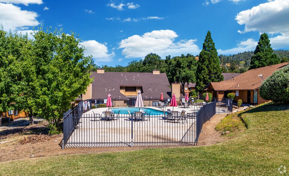 More Photos Of 20230 Grouse Way, Sonora Apartments For Sale