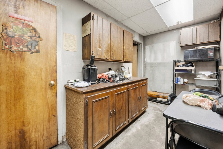 More Photos Of 688 Frey Rd, Macedon General Retail For Sale