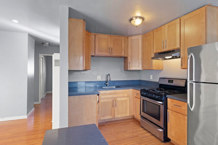 More Photos Of 2216 E 23rd St, Oakland Apartments For Sale