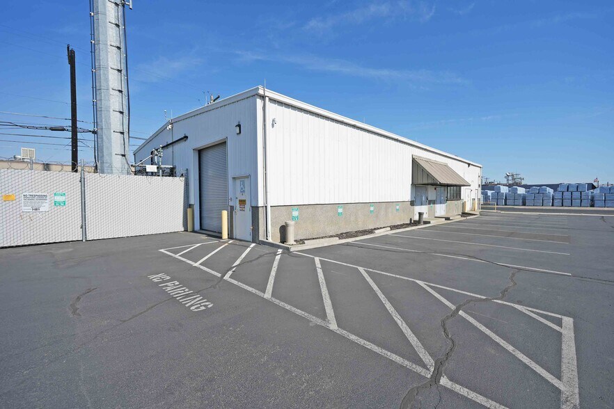 More Photos Of 215 N 3rd Ave, Yakima Unknown For Lease