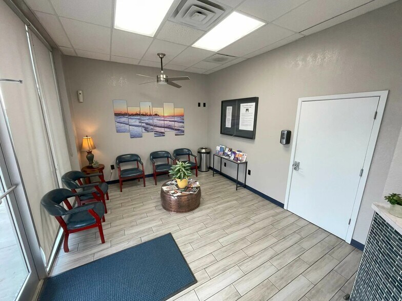 More Photos Of 19750 W Highway 46, Spring Branch Storefront For Lease