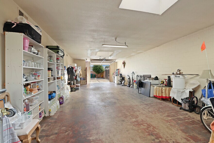 More Photos Of 529 N Hutchins St, Lodi Light Manufacturing For Sale