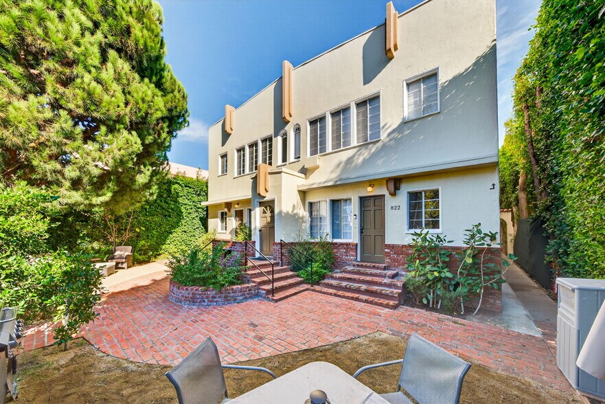More Photos Of 822 Hayworth Ave, Los Angeles Apartments For Sale