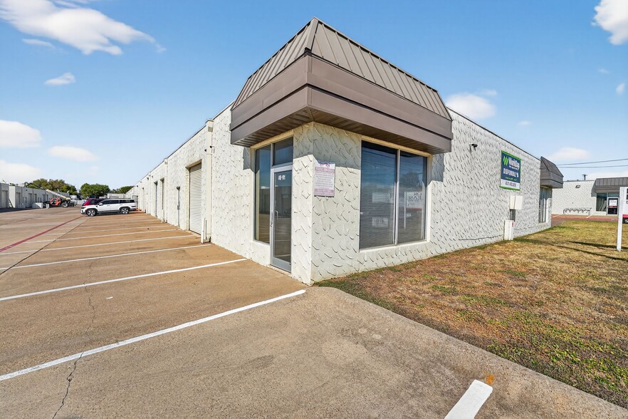 More Photos Of 410-420 Lillard Rd, Arlington Flex For Lease