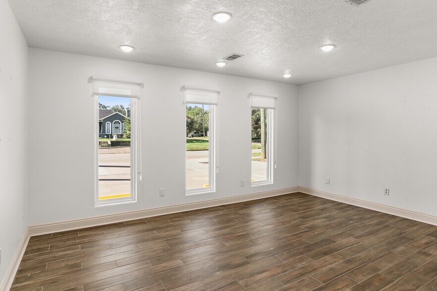 More Photos Of 1807 Grand Ave, Liberty Office For Lease