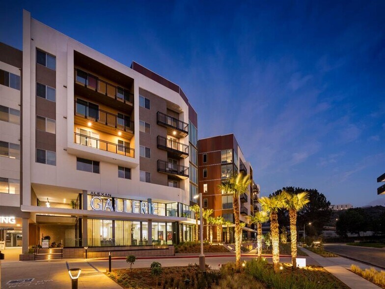 More Photos Of 375 Camino De La Reina, San Diego Multifamily For Sale