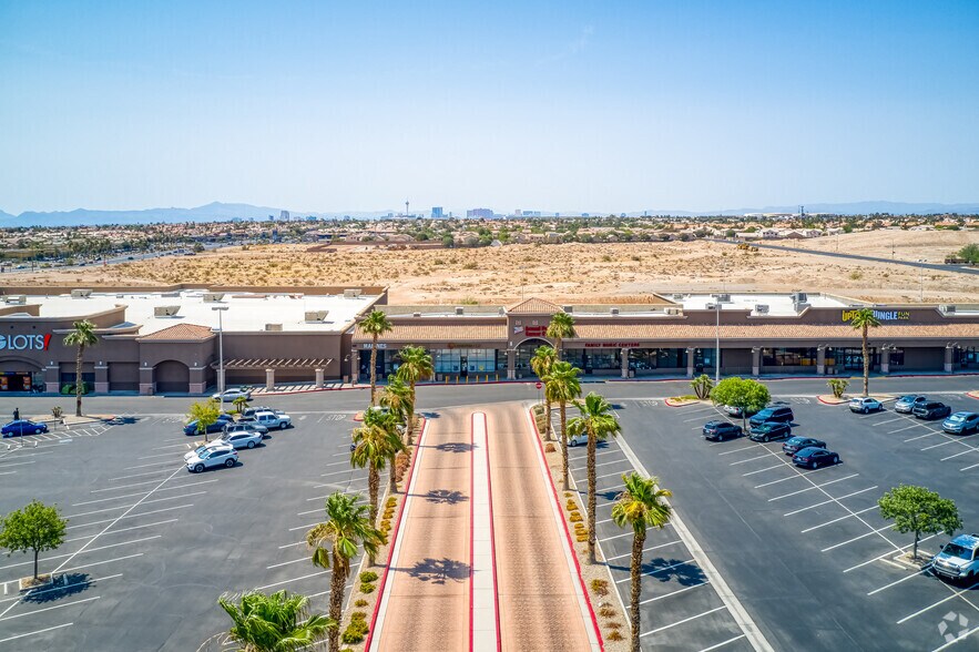 More Photos Of 1515-1711 W Craig Rd, North Las Vegas Unknown For Lease