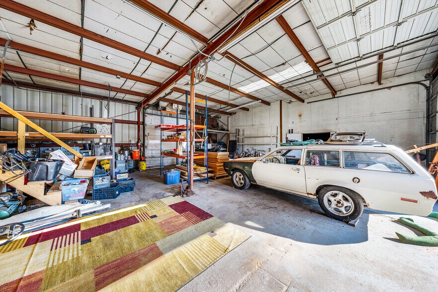 More Photos Of 719 E Moore Ave, Terrell Warehouse For Sale