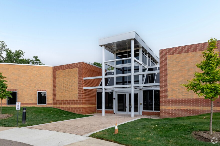 More Photos Of 625 Avis Dr, Ann Arbor Research And Development For Sale
