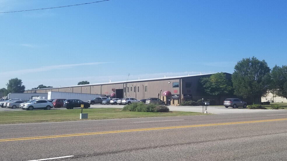 Primary Photo Of 3603 County Road 6, Elkhart Warehouse For Lease