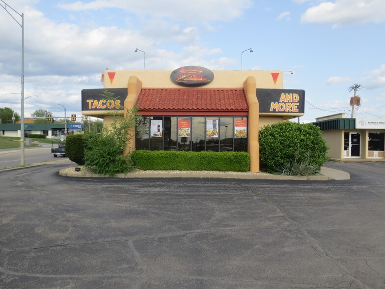 More Photos Of 205 W 7th Ave, Augusta Fast Food For Sale
