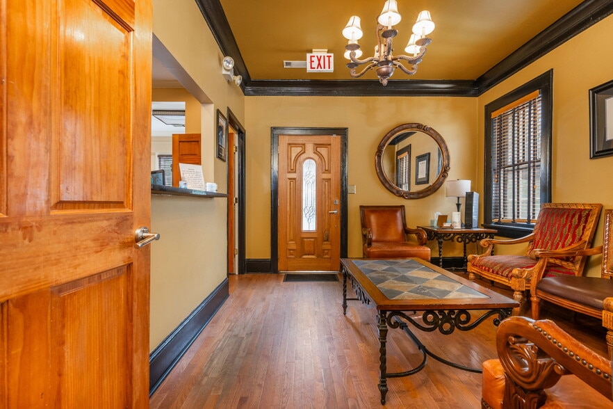 More Photos Of 1624 NE Piedmont Ave, Atlanta Medical For Sale