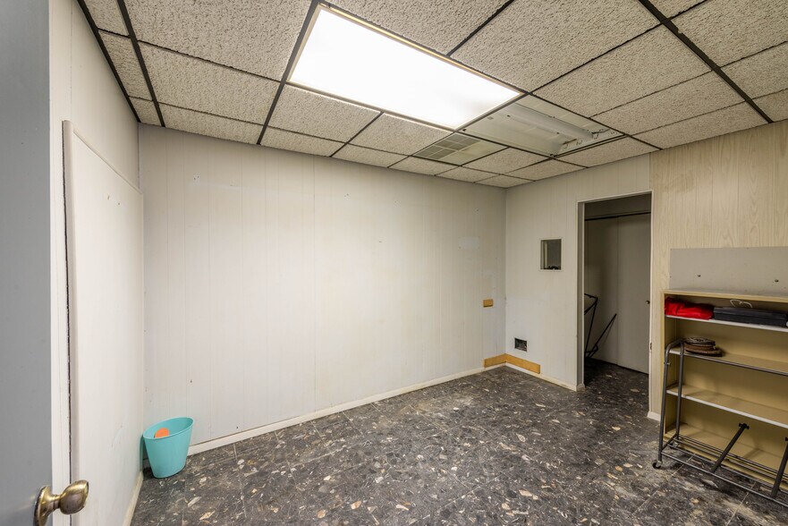 More Photos Of 312 E 2nd St, Alice Healthcare For Sale