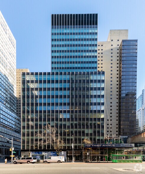 More Photos Of 11 Grand Central East, New York Coworking Space