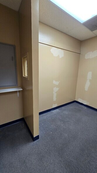 More Photos Of 100 W National Rd, Englewood Medical For Sale