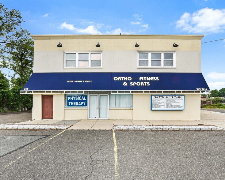 Primary Photo Of 355 Hicksville Rd, Bethpage Medical For Sale