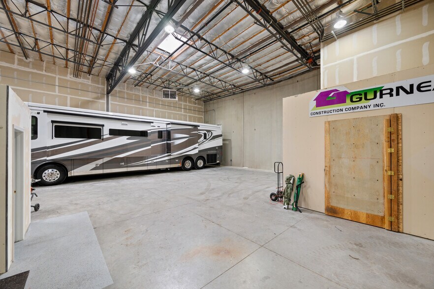 More Photos Of 7900 Sugar Pine Ct, Reno Warehouse For Lease