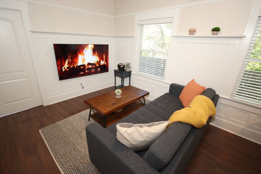 More Photos Of 1505 Fern St, San Diego Apartments For Sale