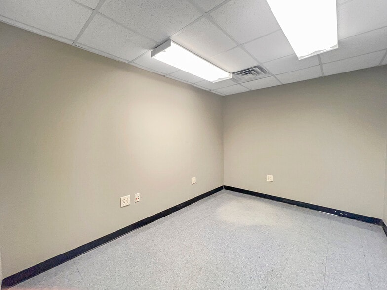 More Photos Of 3220 Money Rd, Montgomery Distribution For Lease