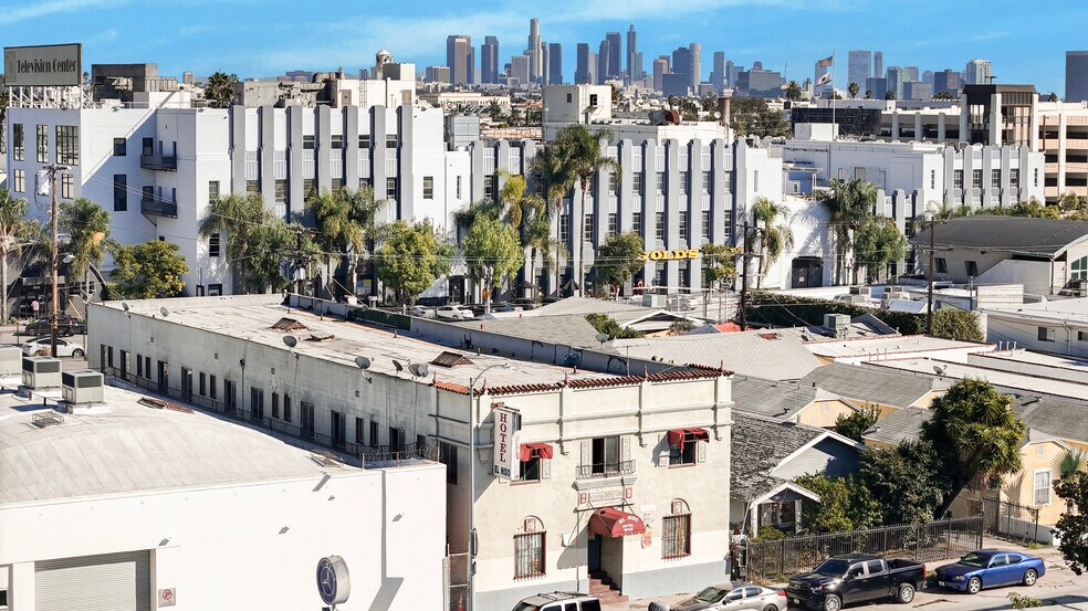 More Photos Of 1042 N Wilcox Ave, Los Angeles Hotel For Lease