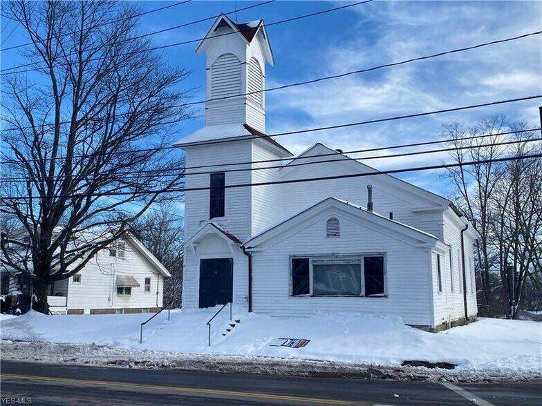 More Photos Of 9807 Columbia Rd, Olmsted Falls Freestanding For Lease