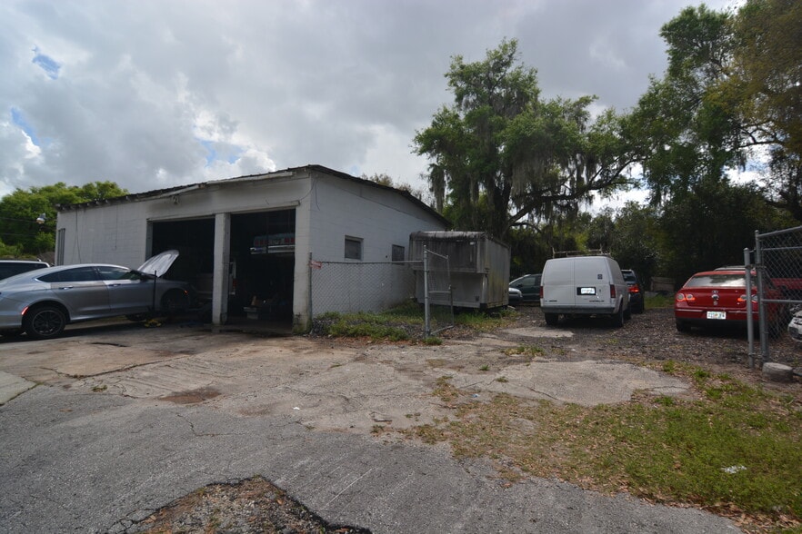 More Photos Of 800 S Adelle Ave, Deland Contractor Storage Yard For Sale