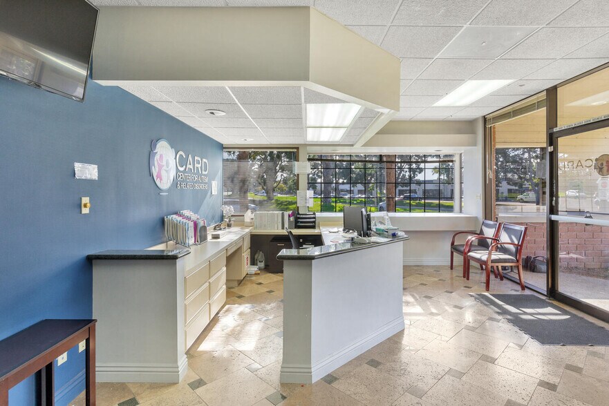 More Photos Of 5140-5142 Avenida Encinas, Carlsbad Office For Lease