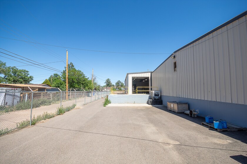 More Photos Of 923-937 A St, Greeley Warehouse For Sale