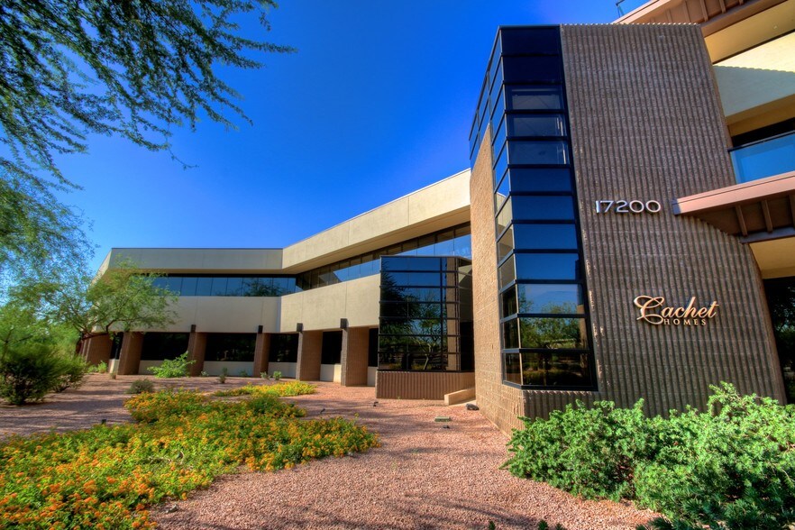 More Photos Of 17200 N Perimeter Dr, Scottsdale Office For Lease