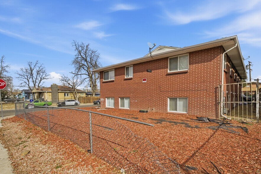 More Photos Of 1592 Lansing St, Aurora Apartments For Sale