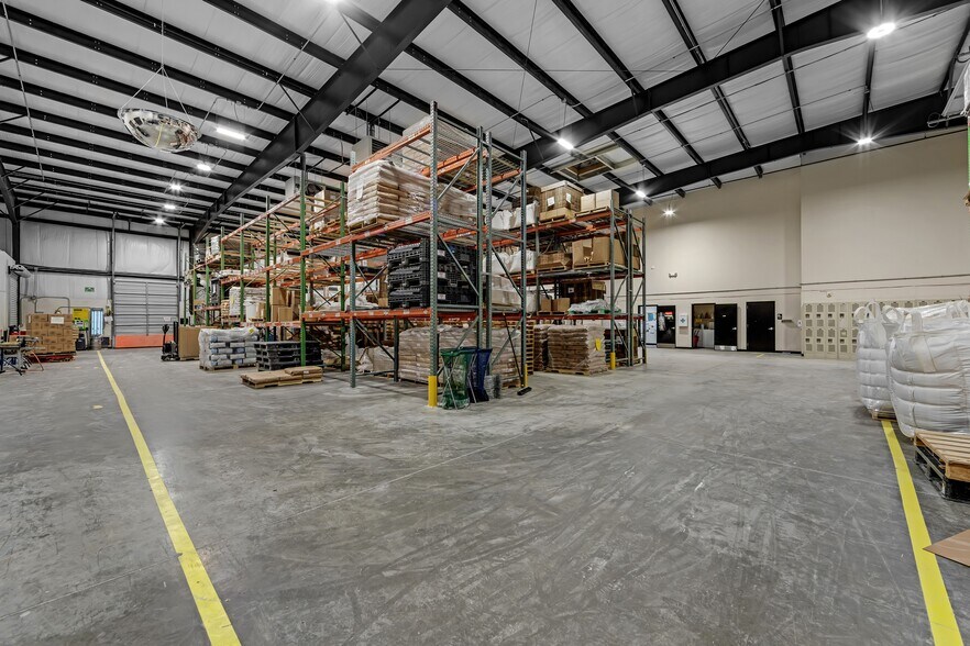 More Photos Of 353 Banner Farm Rd, Mills River Manufacturing For Sale