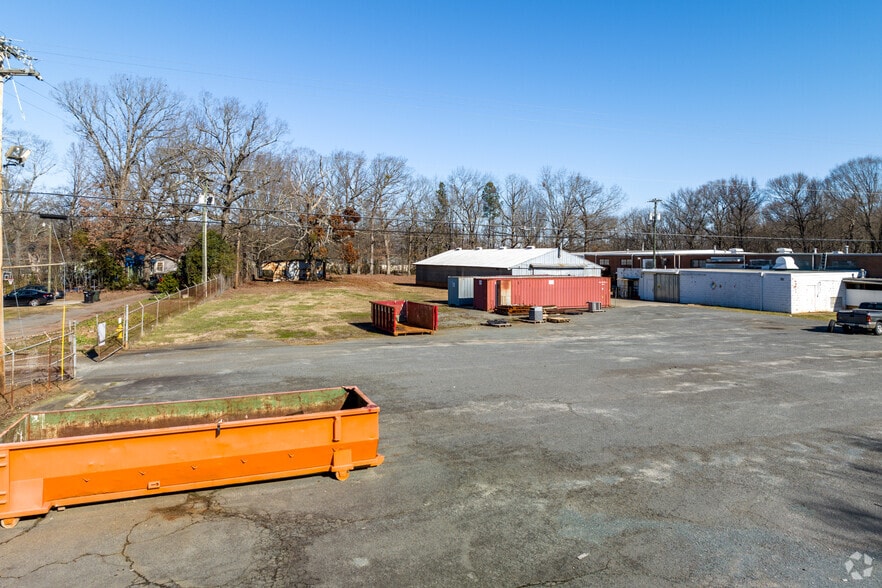 More Photos Of 1101 Curtis St, Monroe Warehouse For Lease