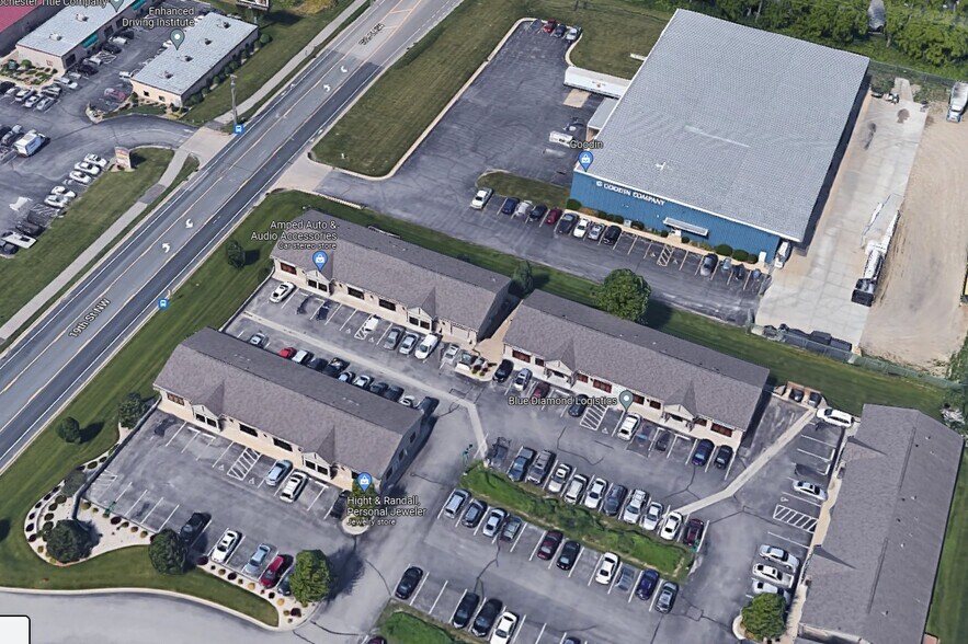 More Photos Of 3269 19th St NW, Rochester Coworking Space