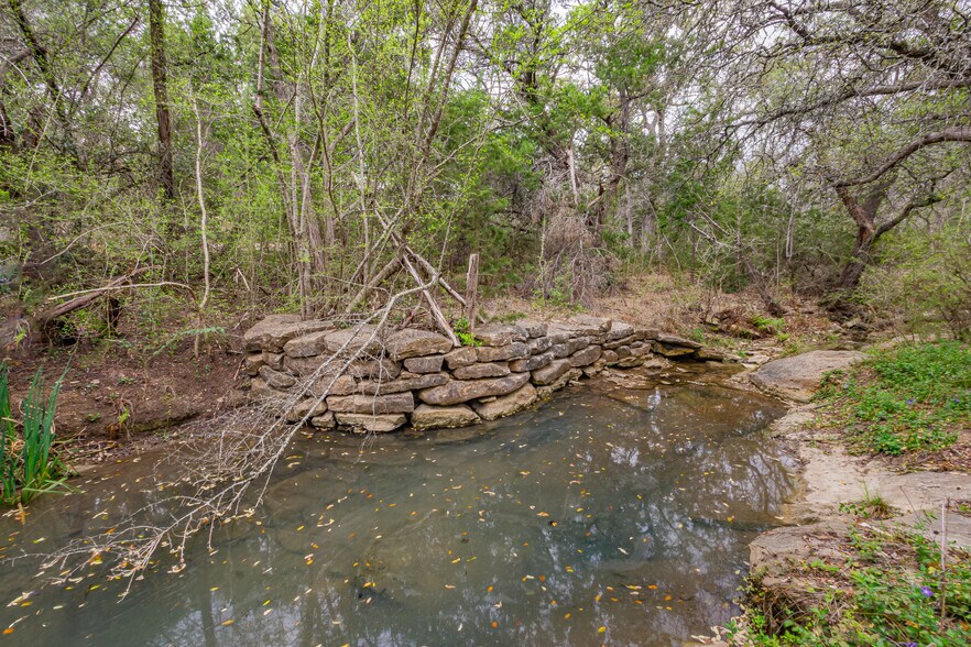 More Photos Of 250 Mail Route Rd, Fischer Land For Sale