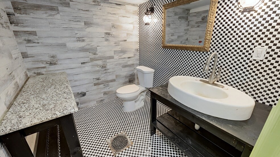 More Photos Of 181 Irving Ave, Brooklyn Storefront Retail Residential For Sale