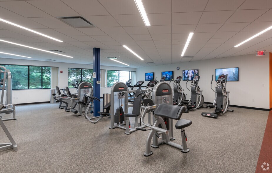 More Photos Of 700 Nickerson Rd, Marlborough Unknown For Lease