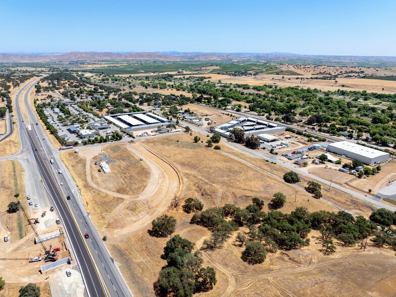 More Photos Of 6229 Monterey Rd, Paso Robles Land For Sale