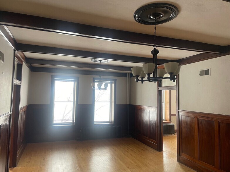 More Photos Of 628 Columbus St, Ottawa Loft Creative Space For Sale