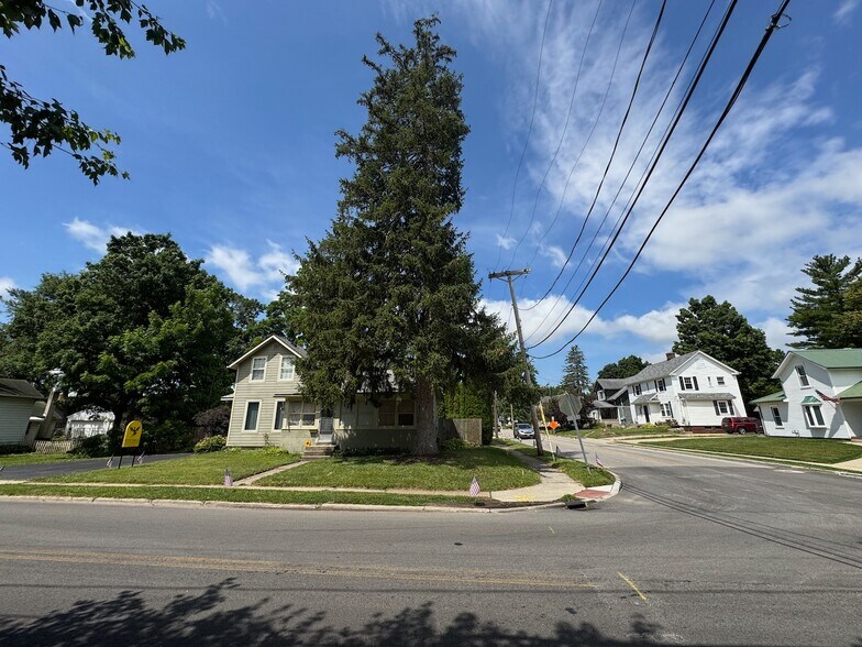 More Photos Of 5777 Summit St, Sylvania Specialty For Sale