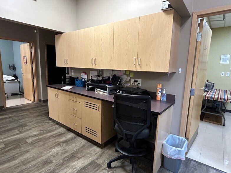 More Photos Of 6160-6182 Gunn Hwy, Tampa Unknown For Lease