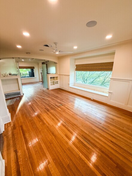 More Photos Of 1701 N Stanton St, El Paso Office Residential For Sale