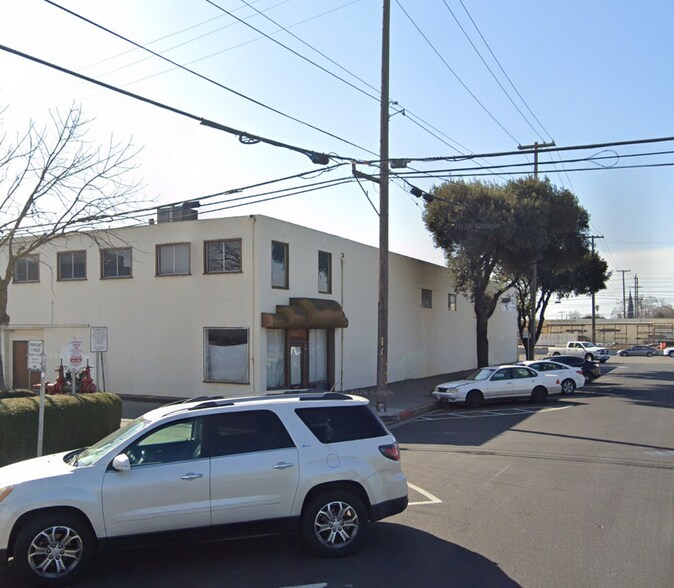 More Photos Of 1332 9th St, Modesto Warehouse For Sale