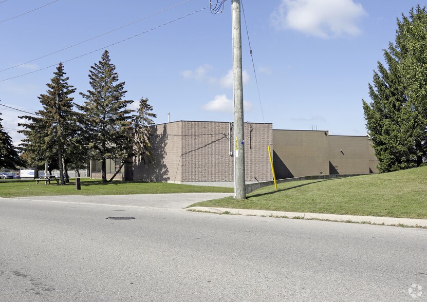More Photos Of 584 Colby Dr, Waterloo Light Distribution For Lease
