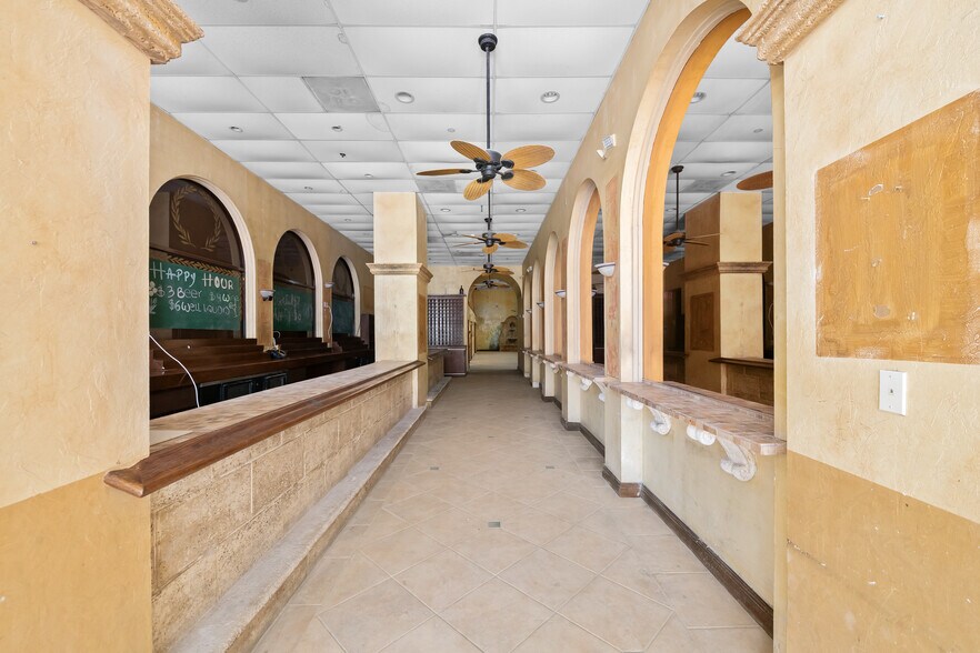 More Photos Of 66-68 W Flagler St, Miami Loft Creative Space For Sale