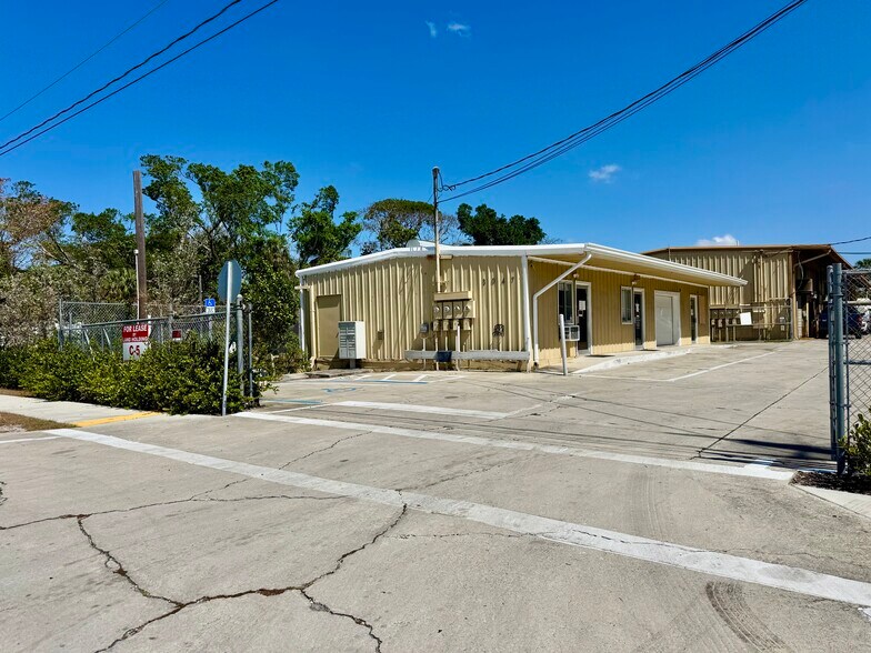 More Photos Of 3047 Terrace Ave, Naples Industrial For Sale