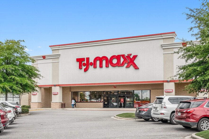 More Photos Of Eastern Valley Rd & I-459, McCalla Unknown For Lease