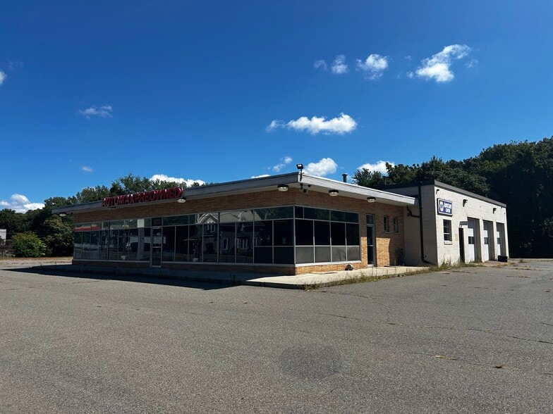 More Photos Of 800 Washington St, Attleboro Auto Dealership For Sale